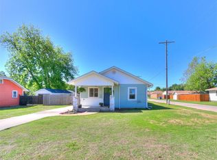 1200 E Ash St, El Reno, OK 73036
