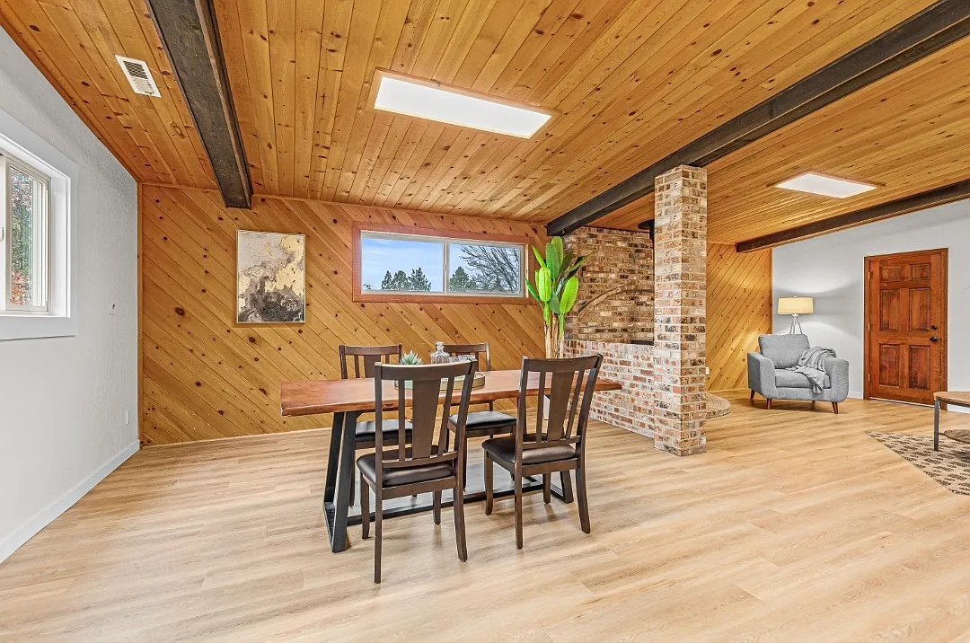 3 bed, 1920 sqft, $2,500 — Photo 3