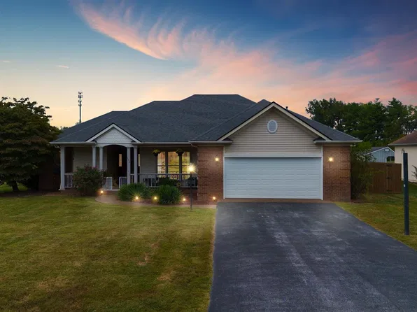102 Crystal Ct, Bowling Green, KY 42104