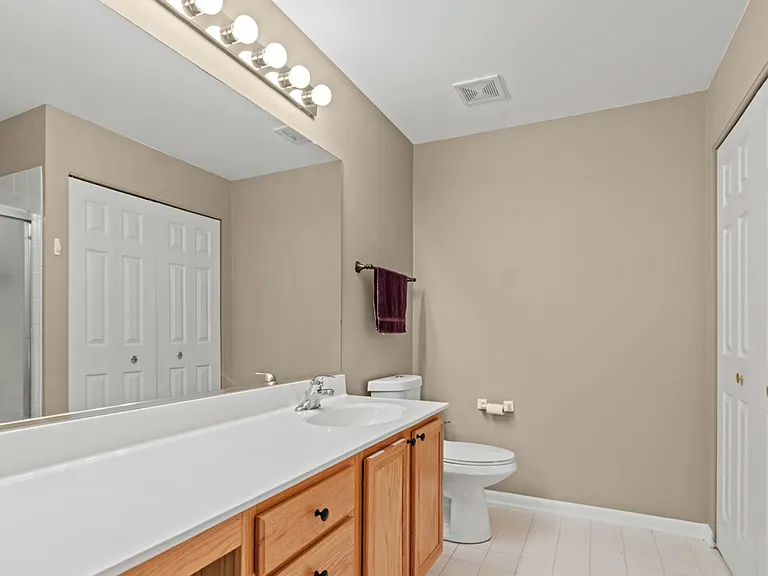 727 Crossing Way — Photo 11