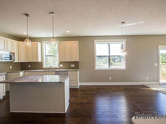 4th image of 9394 Parmeter Ave NE