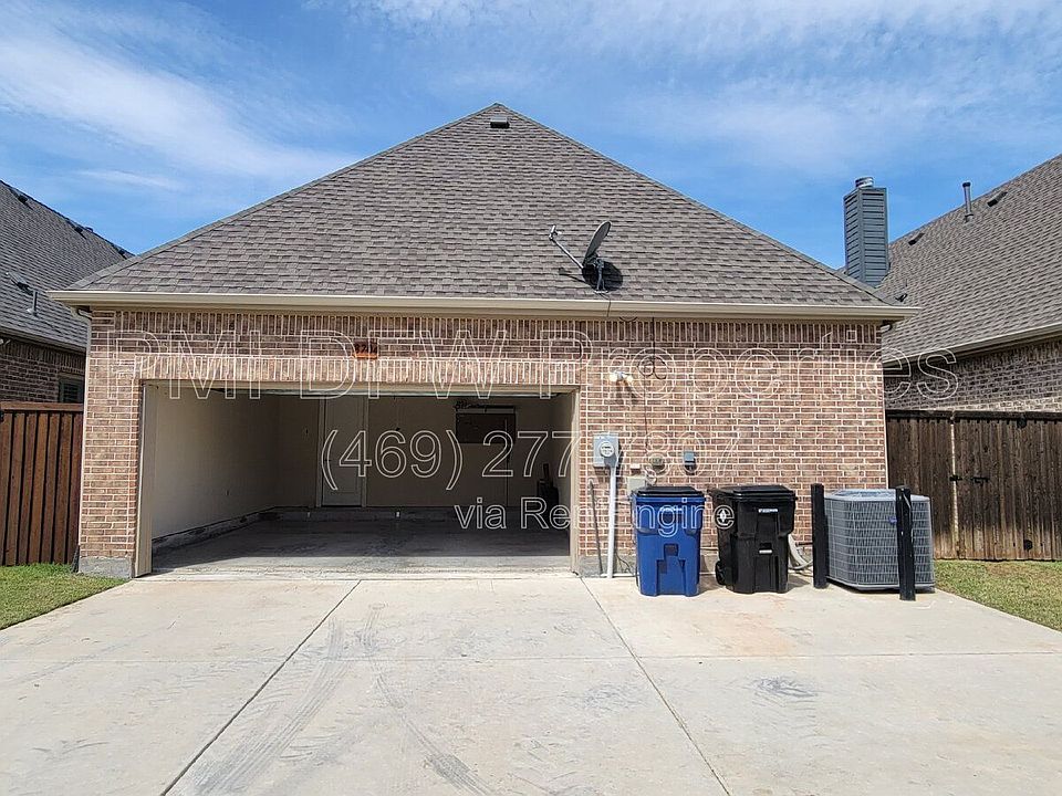 2nd image of 8704 Barlow Dr