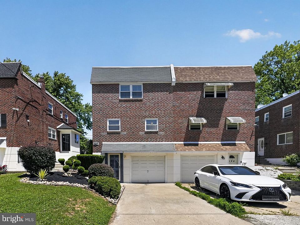 1st image of 327 Nandina St