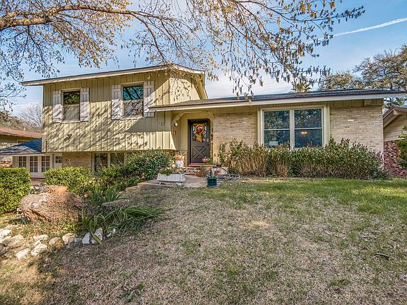 4th image of 215 Dawnridge Dr