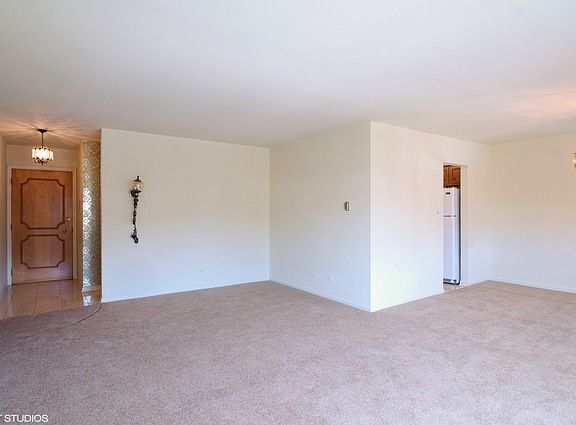 3rd image of 4820 Conrad Ave #306