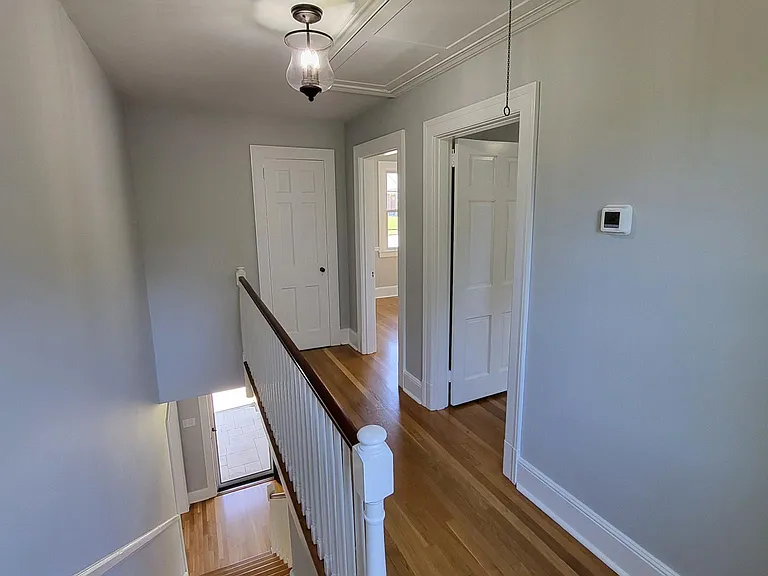 121 Kenilworth Ave — Photo 16