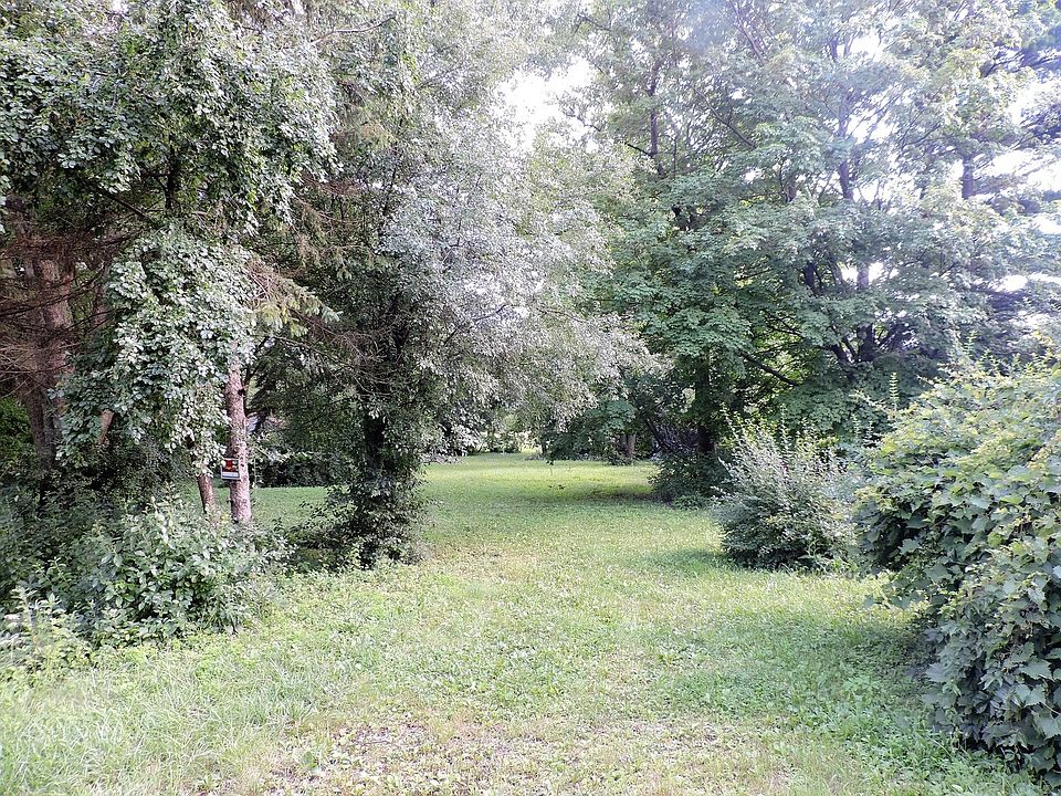 2nd image of 30W663 Sunrise Rd