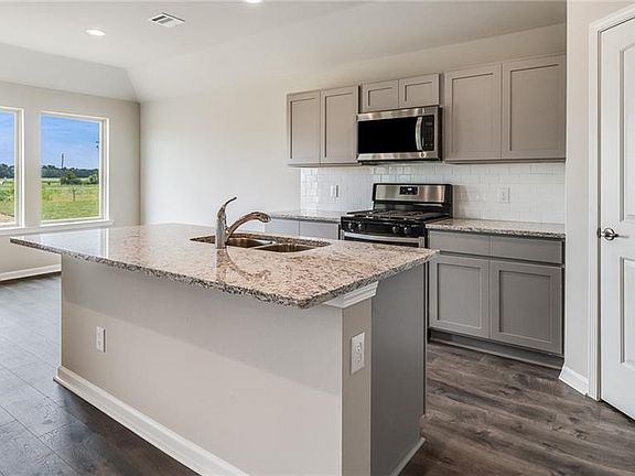 5th image of 8006 Olde Town Ct