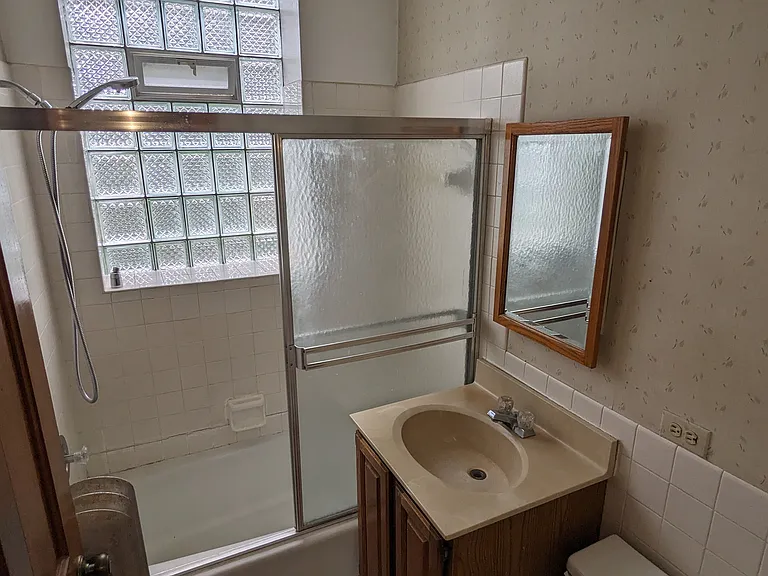 3751 N Leclaire Ave #2 — Photo 13
