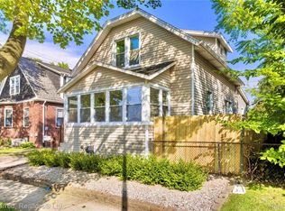 2617 4th St, Trenton, MI 48183