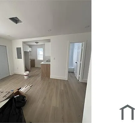 1825 NW 74th Ter #1825 — Photo 3