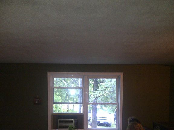 4th image of 732 Vance Ave S