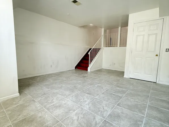 55 Sumner Ave #1, Staten Island, NY 10314