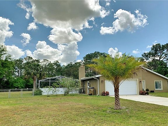 2nd image of 912 Mendoza Ln