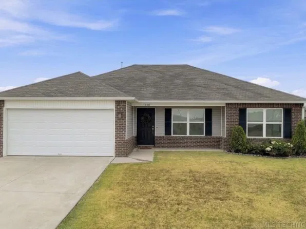 1510 E Urbana St, Broken Arrow, OK 74012