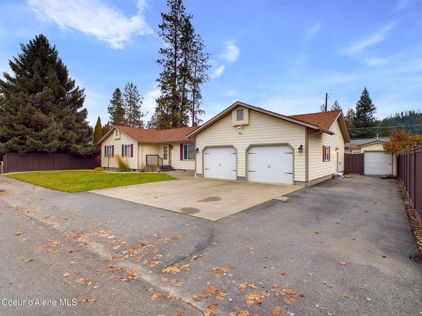 505 S 1st St, Pinehurst, ID 83850
