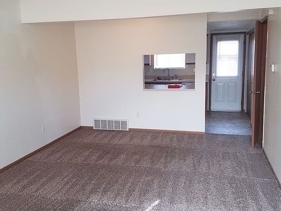 4th image of 361-413 N Main St #407