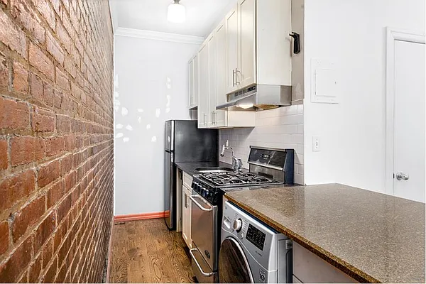 Rented by Douglas Elliman | media 11