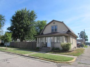 604 N Harrison St, Syracuse, IN 46567