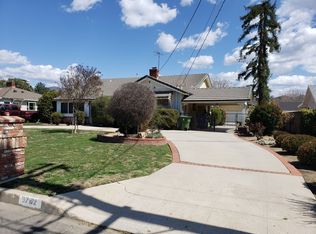 9762 Orcas Ave, Sunland, CA 91040
