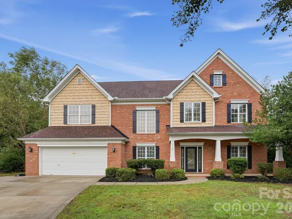 15127 Kellington Ct, Charlotte, NC 28273