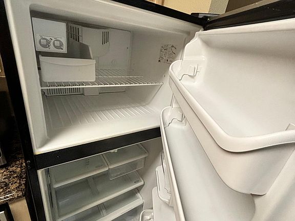 3rd image of 408 Summit Ridge Pl APT 216