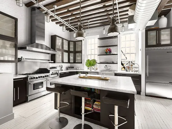 463 Greenwich St APT 2, New York, NY 10013