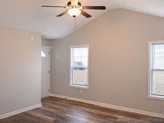 4th image of 528 Bellgrove Dr