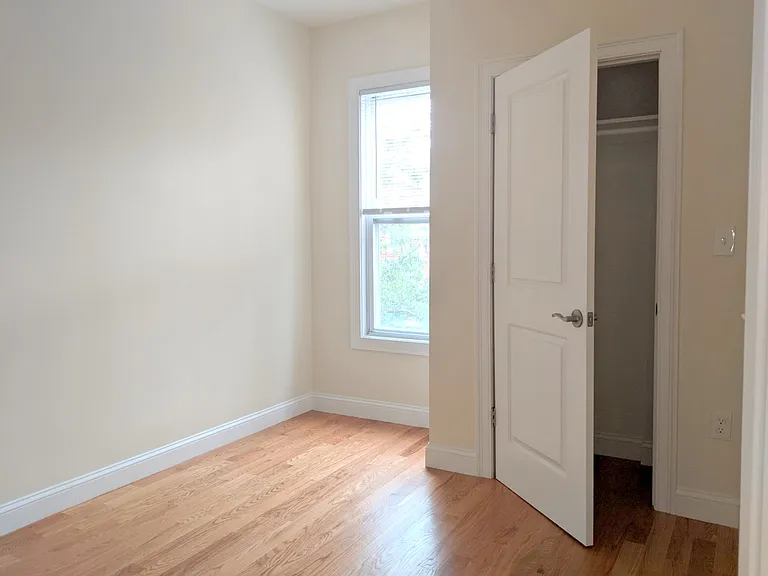 23 Thorndike St #3 — Photo 11