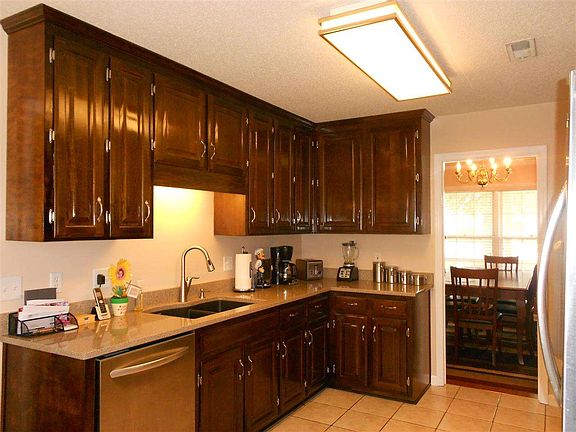 5th image of 2232 Villaret Dr SW