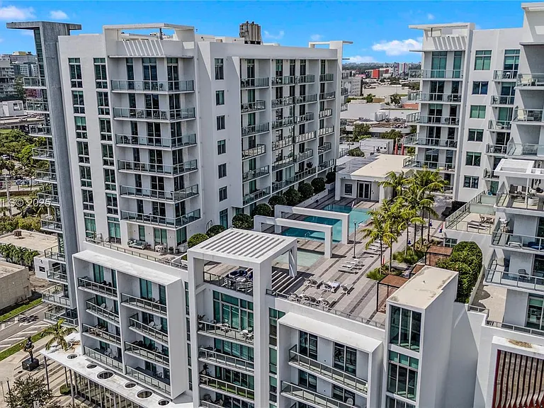 3900 Biscayne Blvd #S-904 — Photo 3