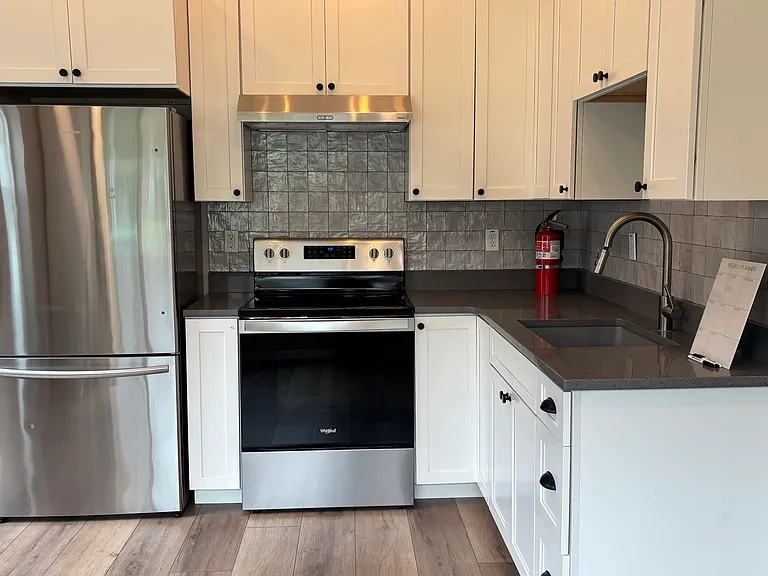 1640 NE 134th Pl #B — Photo 1