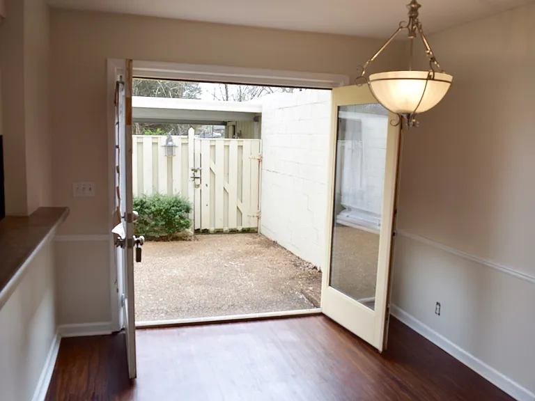 8300 Sawyer Brown Rd #R302 — Photo 11