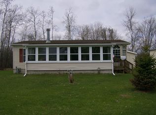 112 Putnam Ave, Oconto, WI 54153