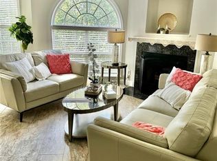 531 Ivy Glen Dr, Winston Salem, NC 27127