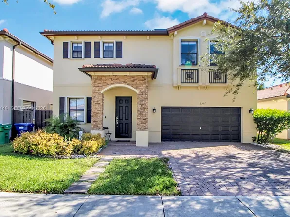 22917 SW 105th Ave, Miami, FL 33190