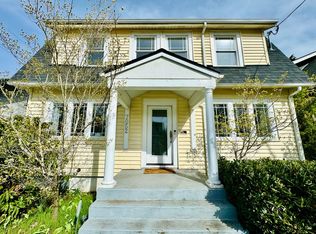 7052 N Albina Ave, Portland, OR 97217