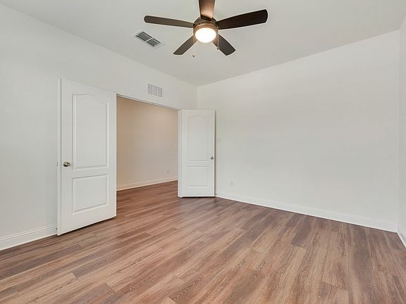 4th image of 3676 Keechi Creek Dr