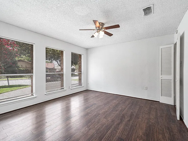 16238 Sierra Grande Dr — Photo 6