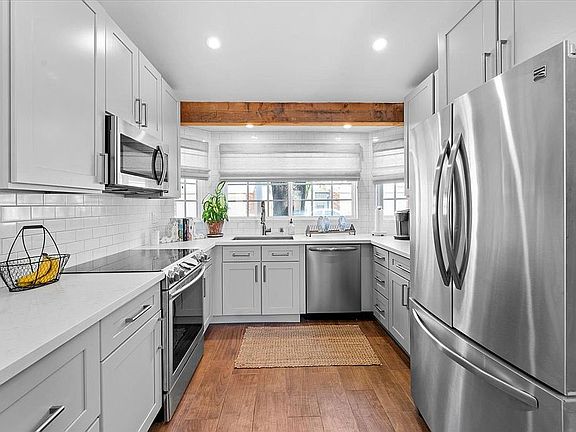 2nd image of 3509 E Le Marche Ave