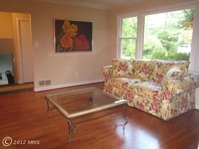 3rd image of 6151 Beachway Dr