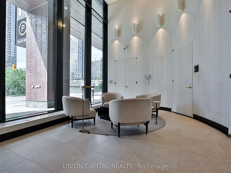 480 Front St W #1505 — Photo 24
