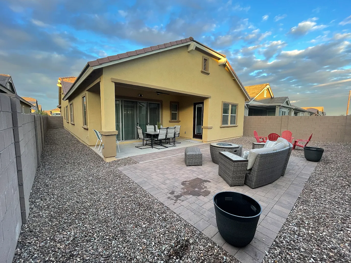 3 bed, 1969 sqft, $8,995 — Photo 3