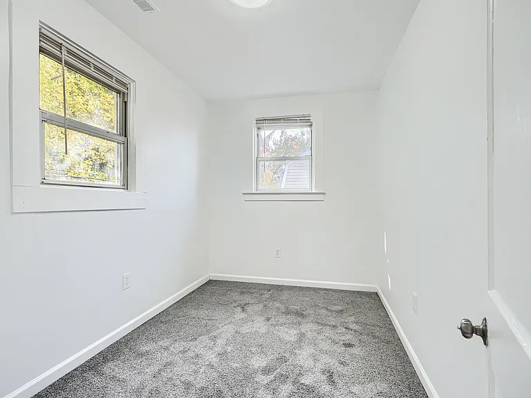 13 Summerfield Rd — Photo 16
