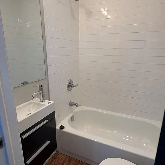 226 S 7th St #3 — Photo 6