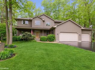 300 Hickory Ln, Kirkland, IL 60146