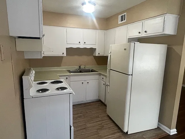 2922 Brinkey Way #3 — Photo 17