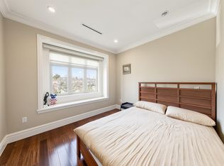172 W 46th Ave, Vancouver, BC V5Y 2W9