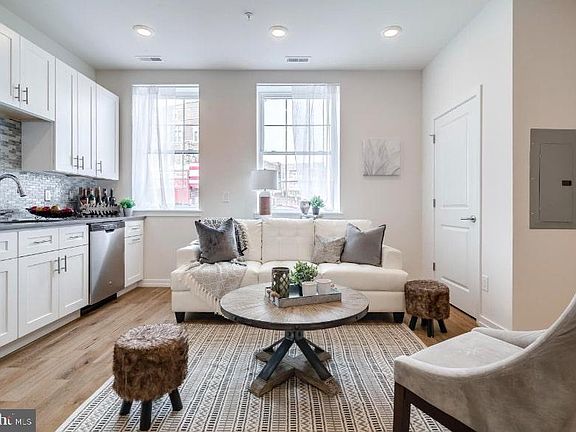 5th image of 2529 Frankford Ave Floor 1