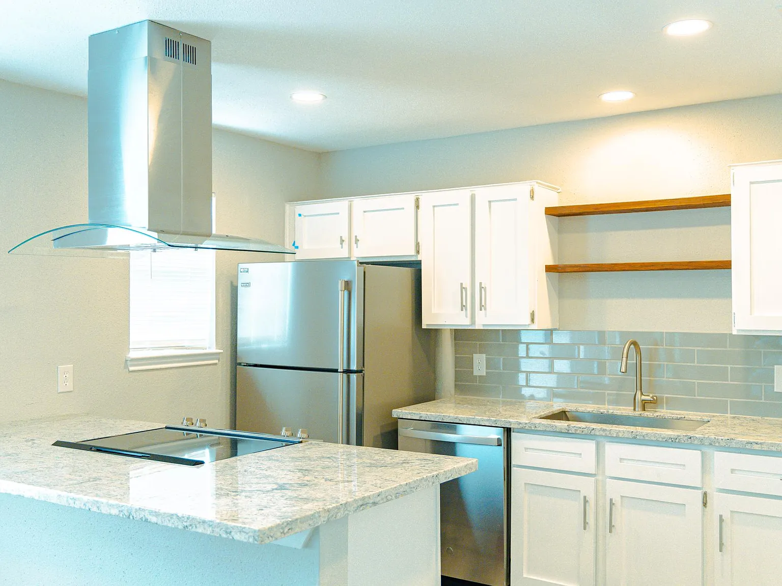 3217 Hirschfield Rd — Photo 3